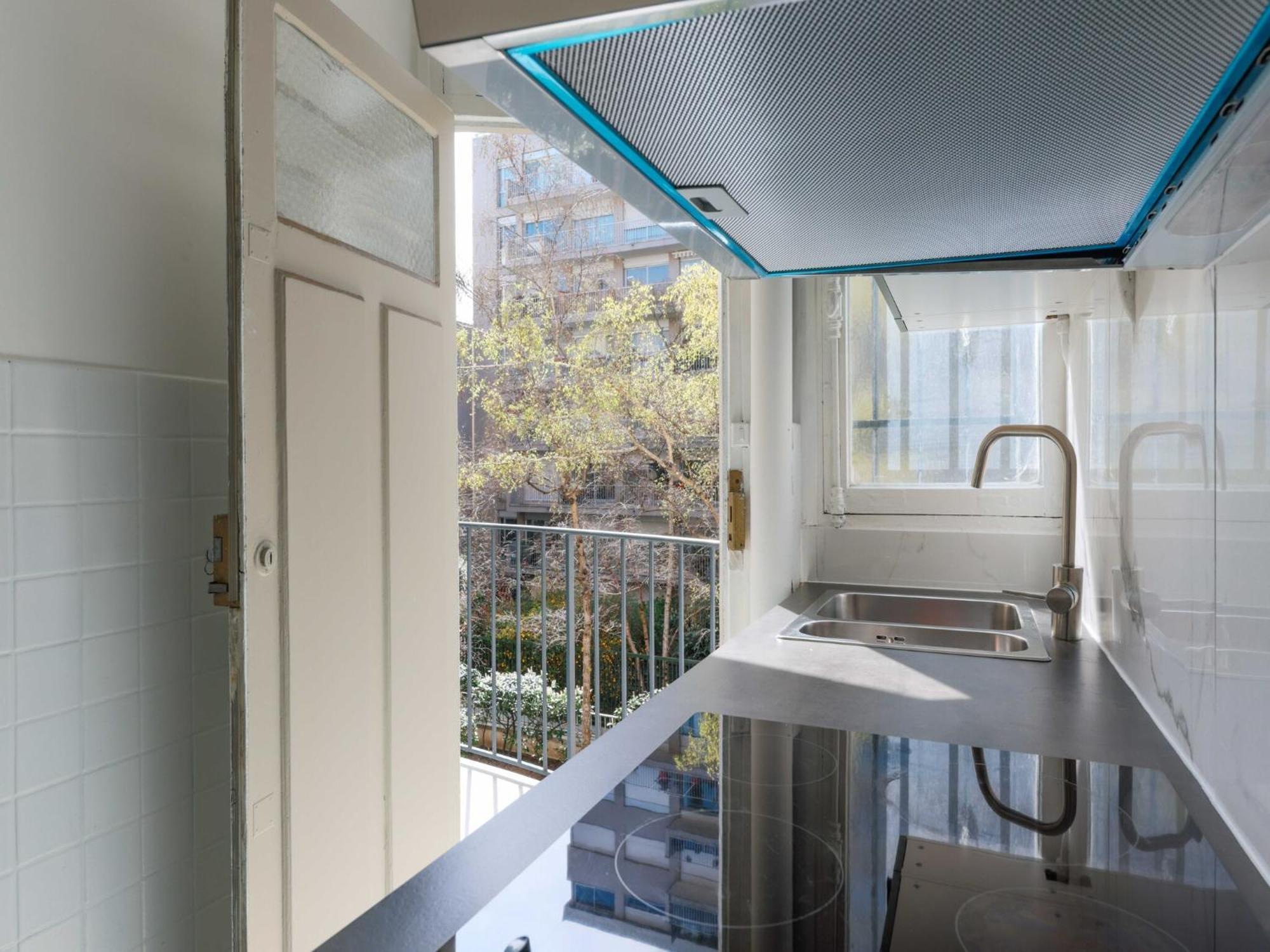 Appartamento Charm & Comfort For 4 In Heart Of The 15 District